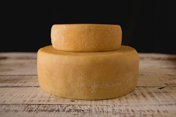 Queijo canastra, queijo minas, queijo meia cura ou queijo curado?